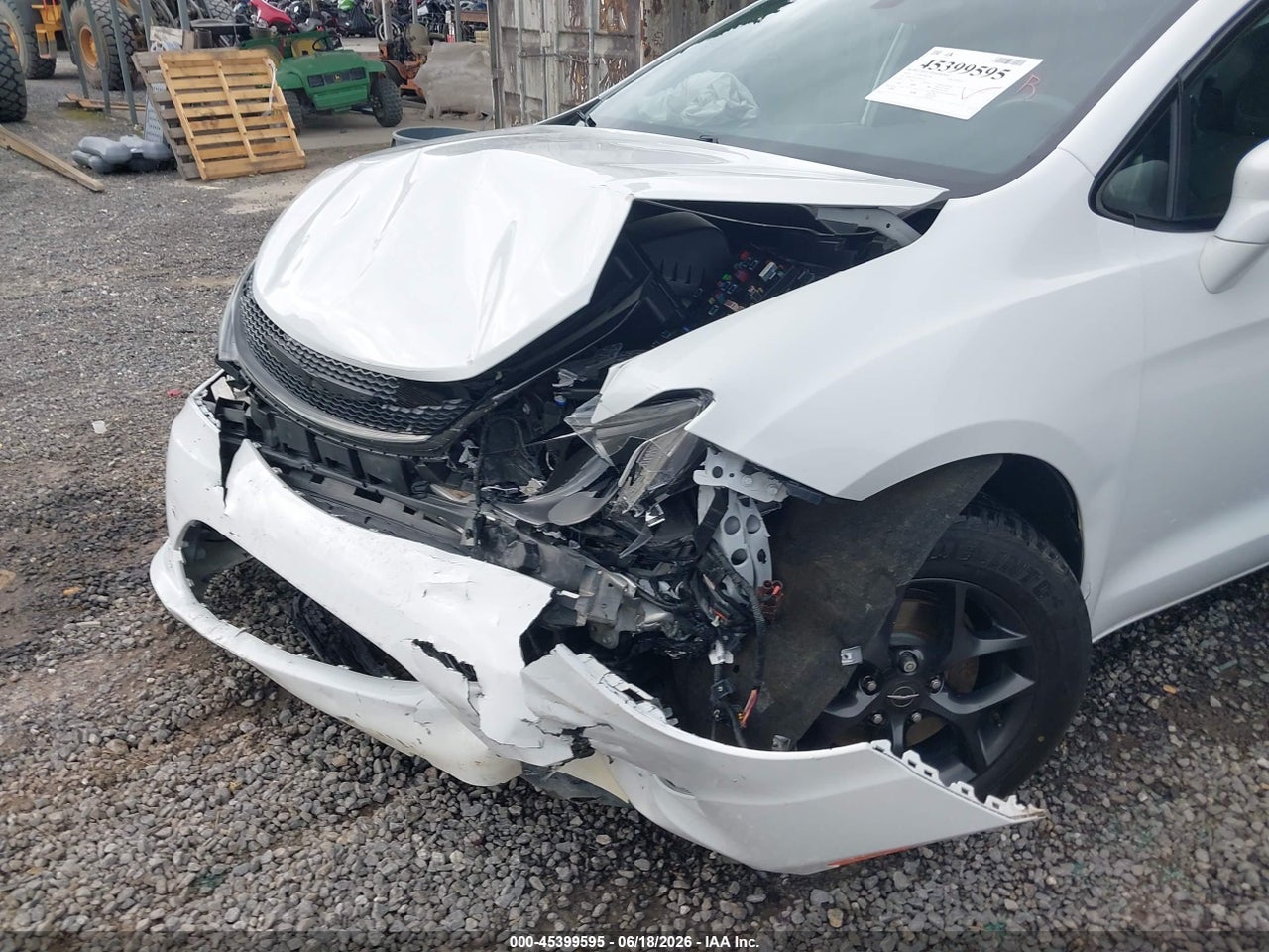 2019 CHRYSLER PACIFICA TOURING PLUS · 6/11