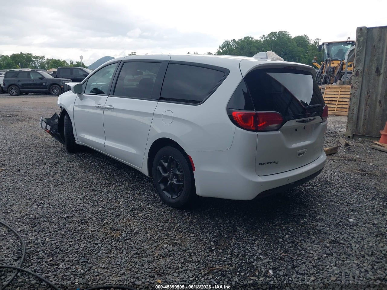 2019 CHRYSLER PACIFICA TOURING PLUS · 3/11