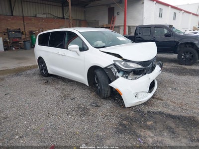 2019 CHRYSLER PACIFICA TOURING PLUS
