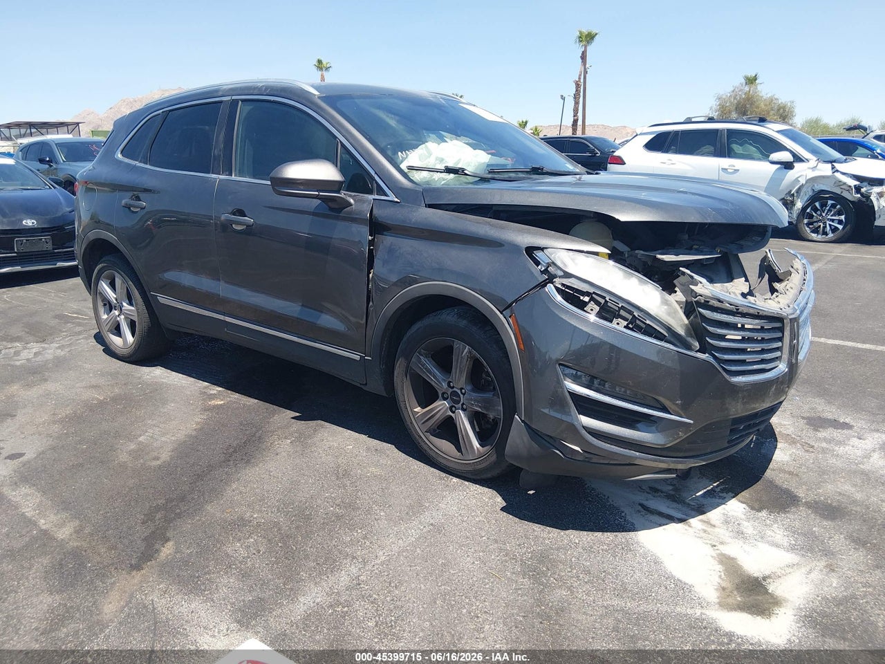5LMCJ1C95HU****** · 2017 LINCOLN MKC PREMIERE