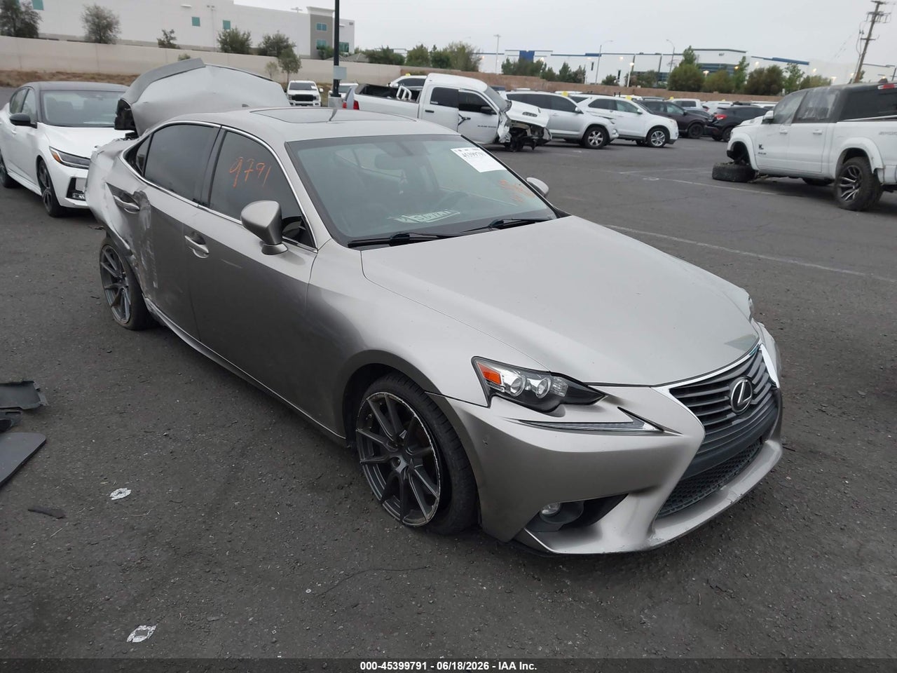 JTHBA1D21G5****** · 2016 LEXUS IS 200T