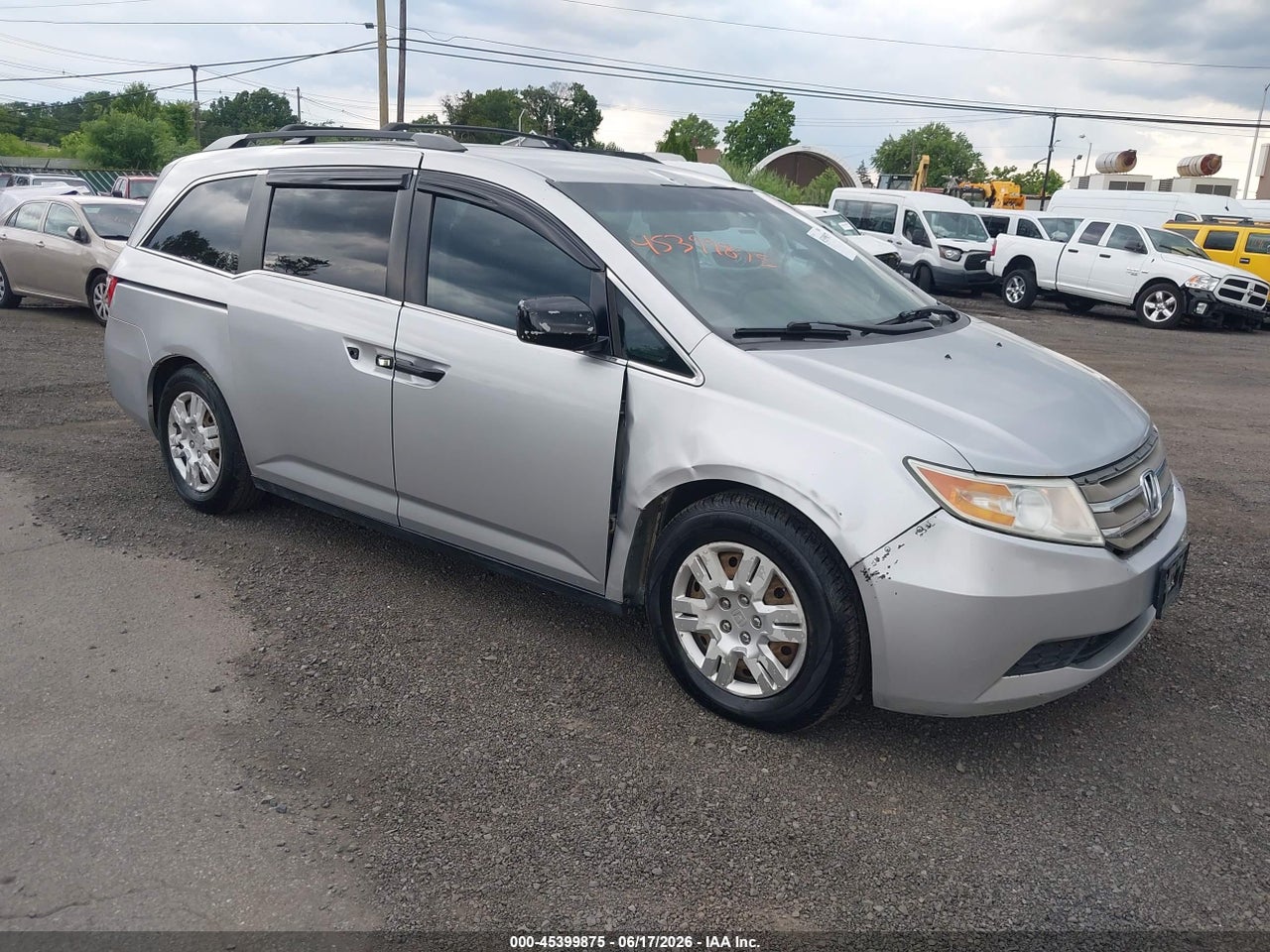 5FNRL5H28BB****** · 2011 HONDA ODYSSEY LX