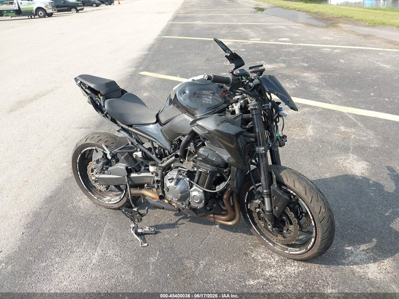 JKAZR2A12HD****** · 2017 KAWASAKI ZR900