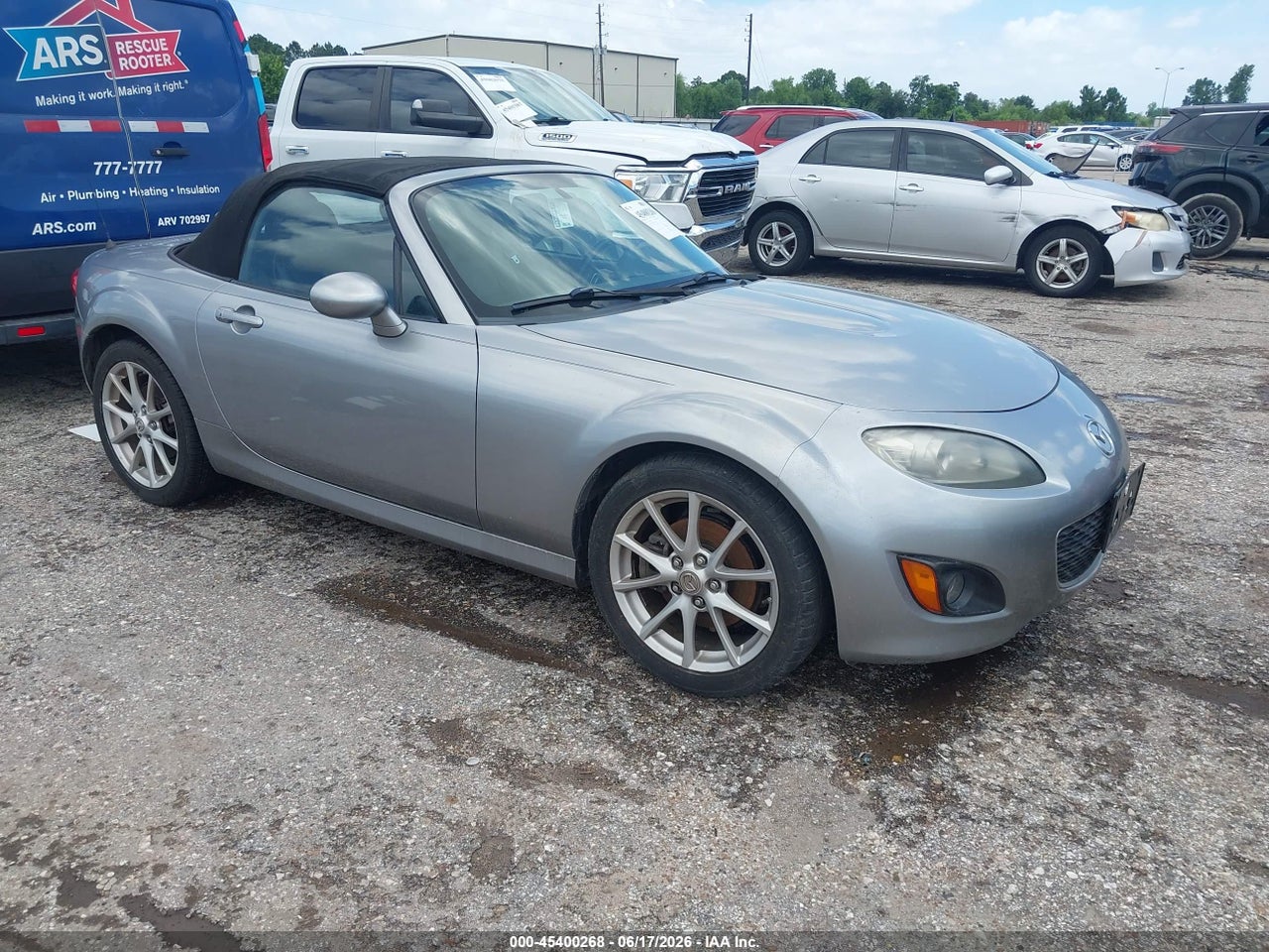 JM1NC25F890****** · 2009 MAZDA MX-5 MIATA GRAND TOURING