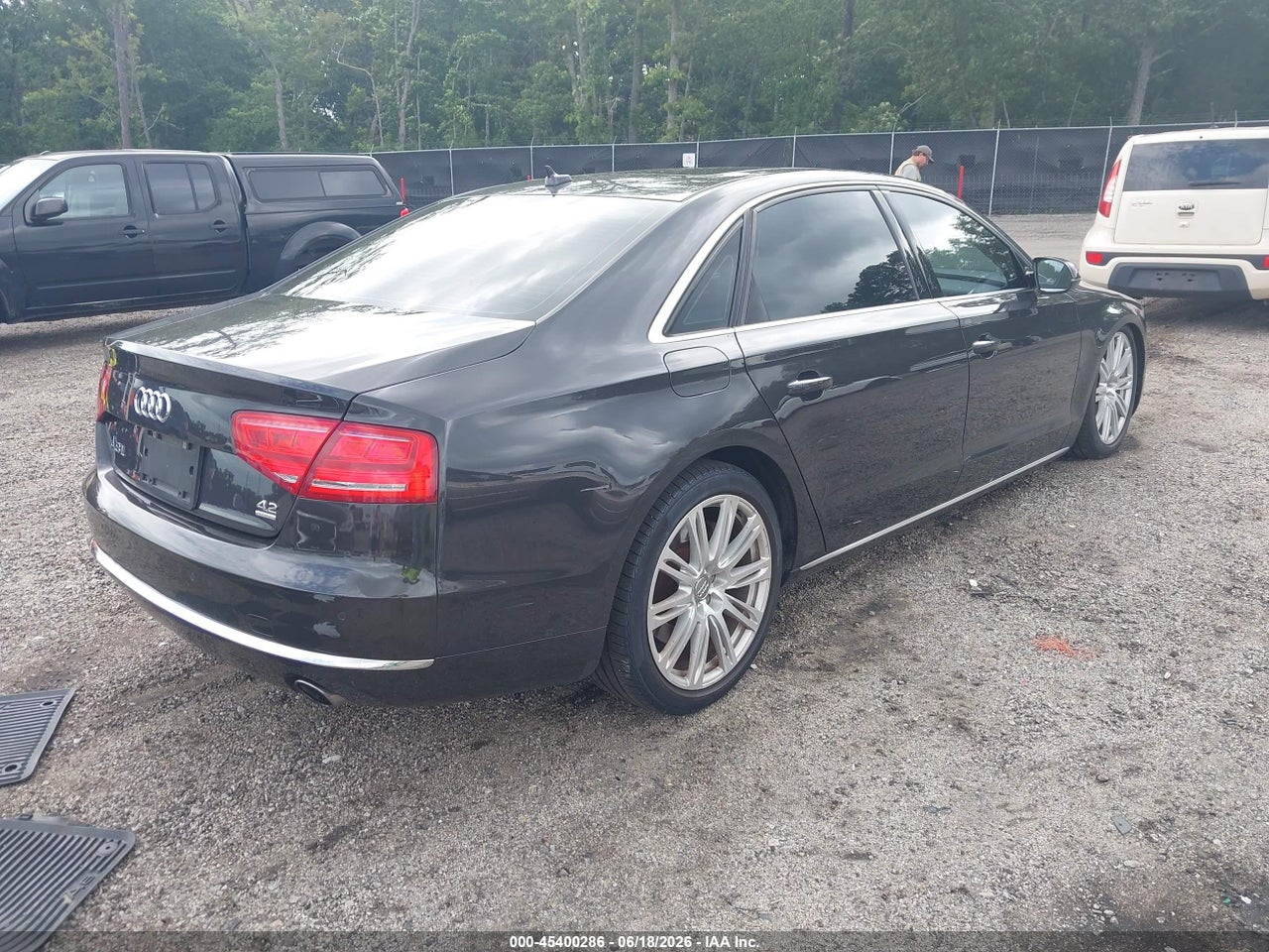 2011 AUDI A8 L 4.2 · 4/11