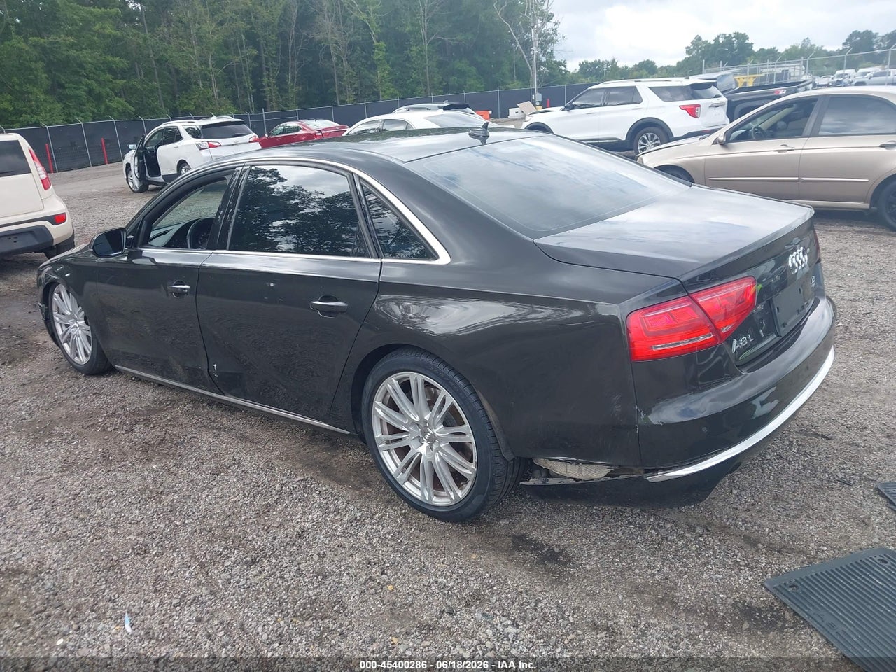 2011 AUDI A8 L 4.2 · 3/11