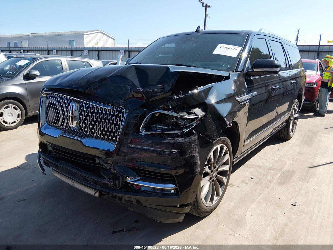2021 LINCOLN NAVIGATOR RESERVE L · 2/10