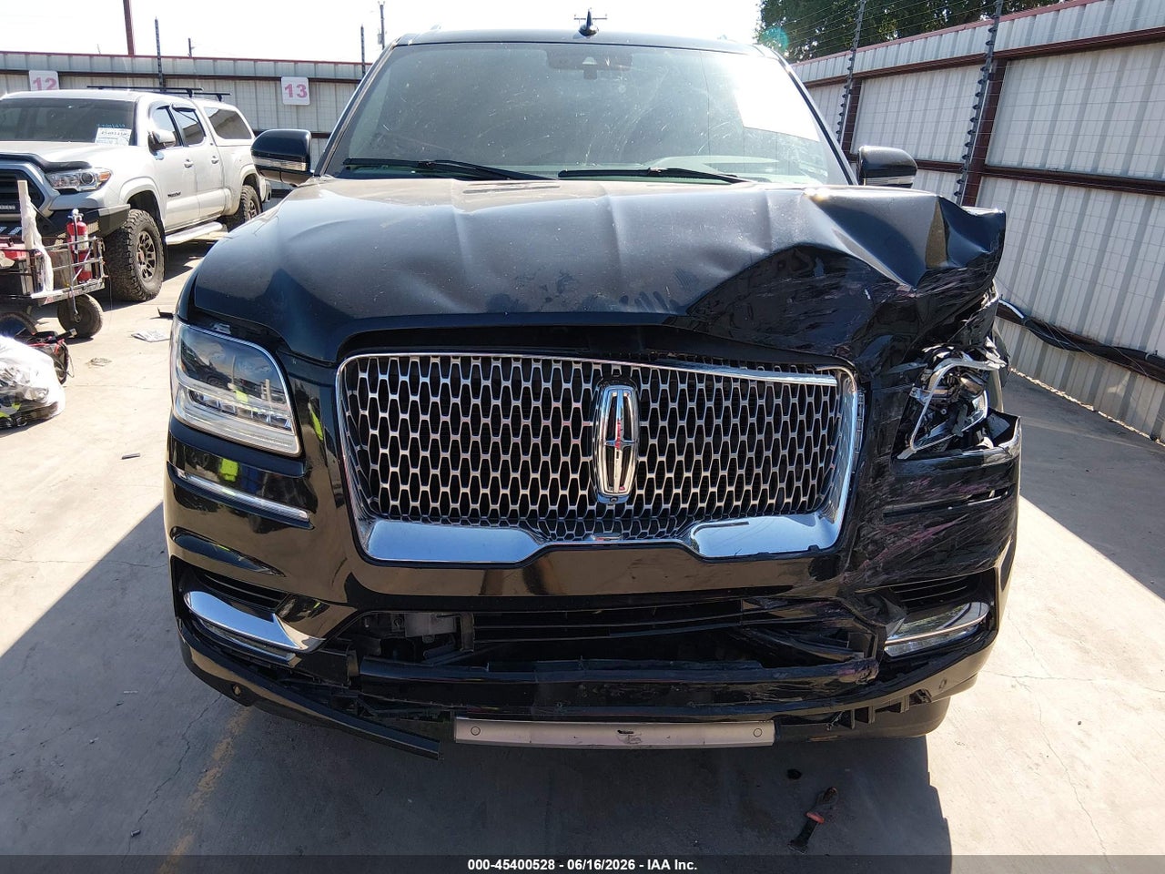 2021 LINCOLN NAVIGATOR RESERVE L · 6/10