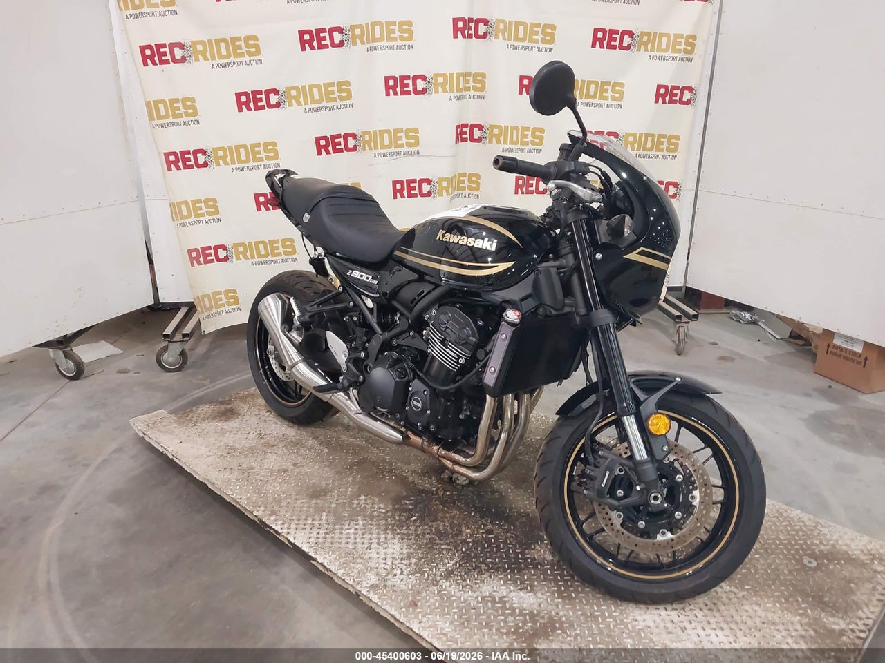 JKAZR2E11RA****** · 2024 KAWASAKI ZR900