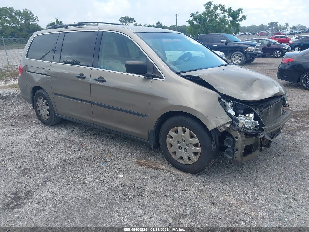 5FNRL3H24AB****** · 2010 HONDA ODYSSEY LX