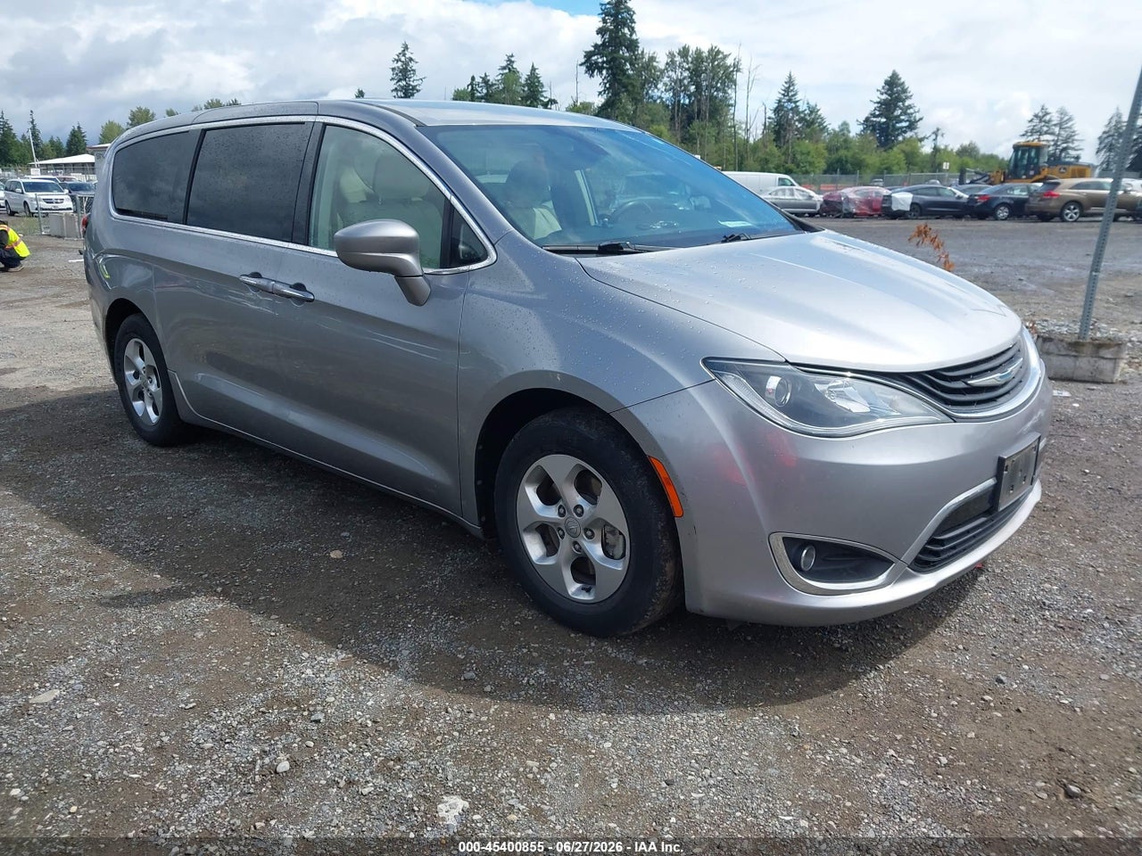 2C4RC1H7XJR****** · 2018 CHRYSLER PACIFICA HYBRID TOURING PLUS