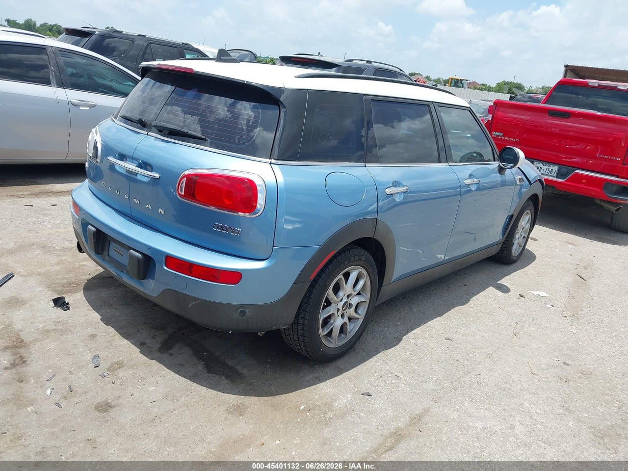 2016 MINI CLUBMAN COOPER · 4/11