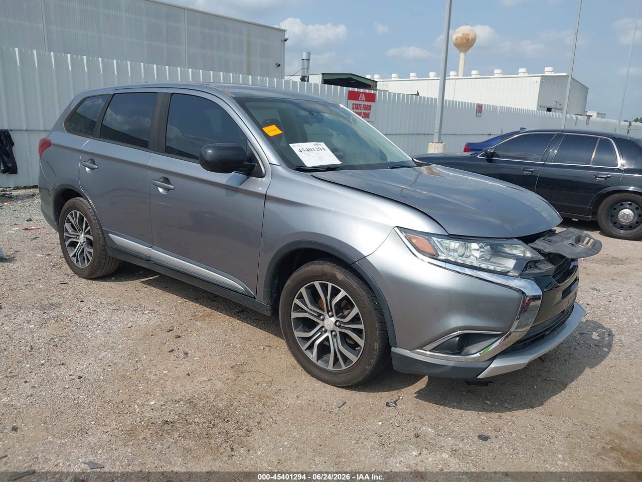 JA4AD2A39HZ****** · 2017 MITSUBISHI OUTLANDER ES
