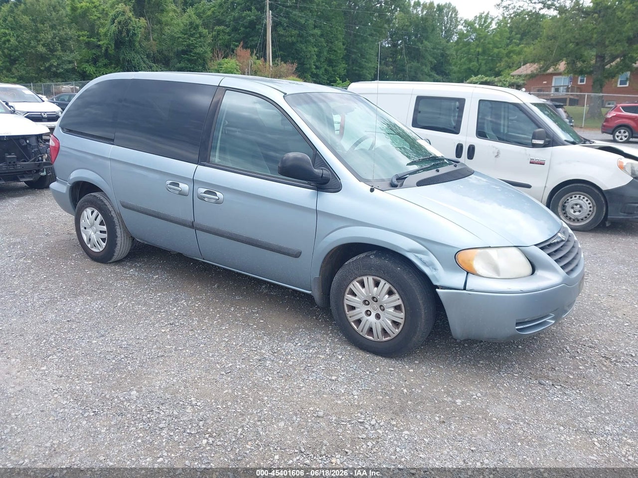 1C4GP45R65B****** · 2005 CHRYSLER TOWN &amp; COUNTRY