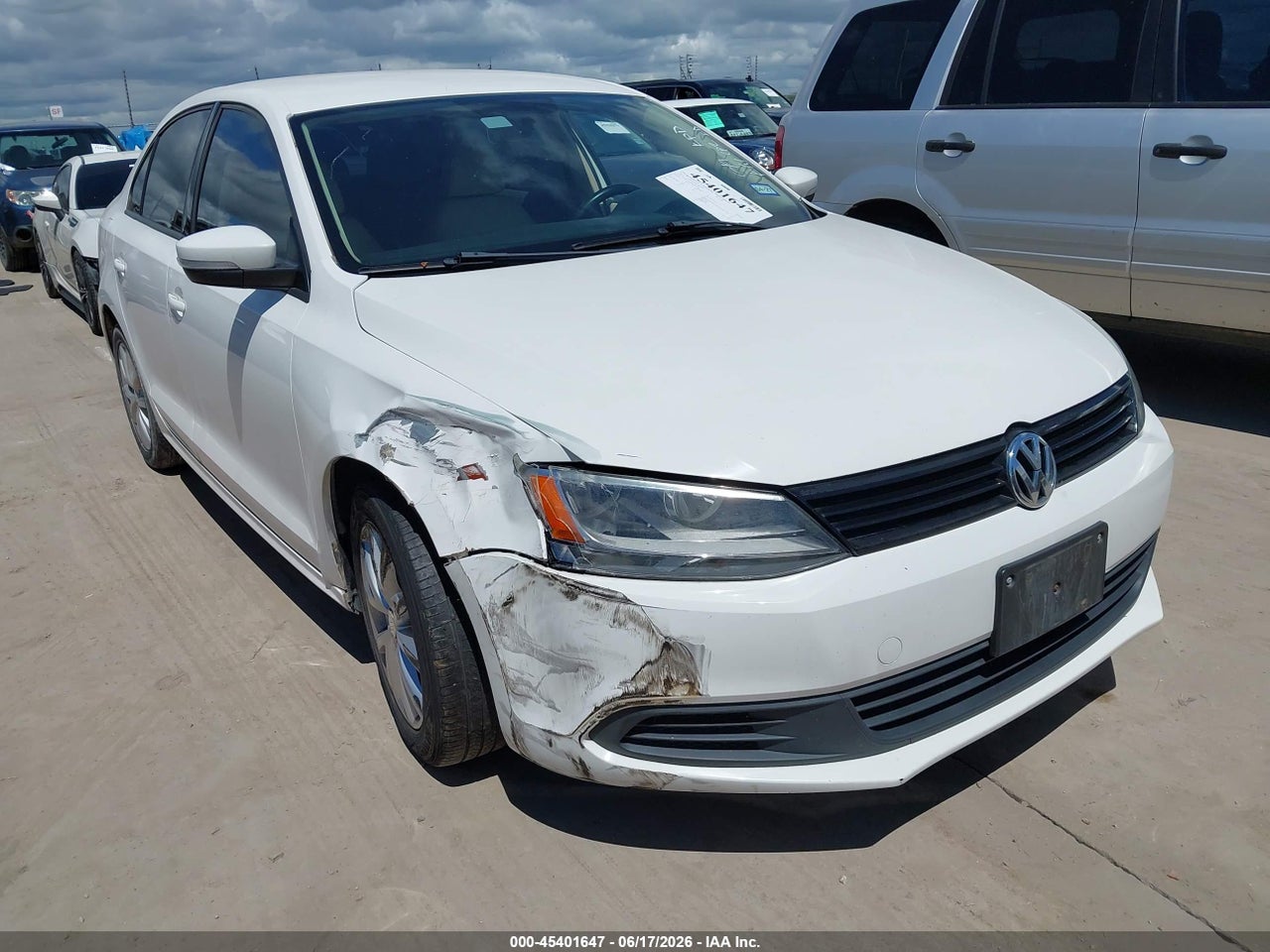 3VWDZ7AJ3BM****** · 2011 VOLKSWAGEN JETTA 2.5L SE