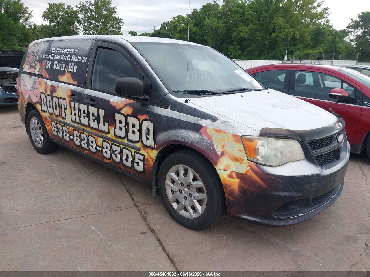 2C4JRGAG4ER****** · 2014 RAM CARGO TRADESMAN