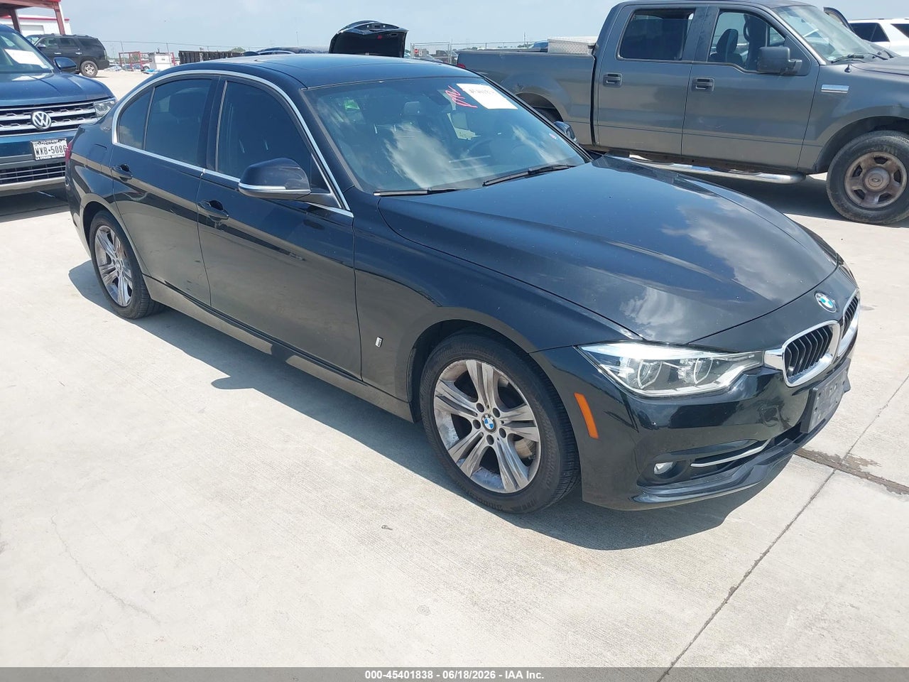 WBA8E1C35HA****** · 2017 BMW 330E IPERFORMANCE