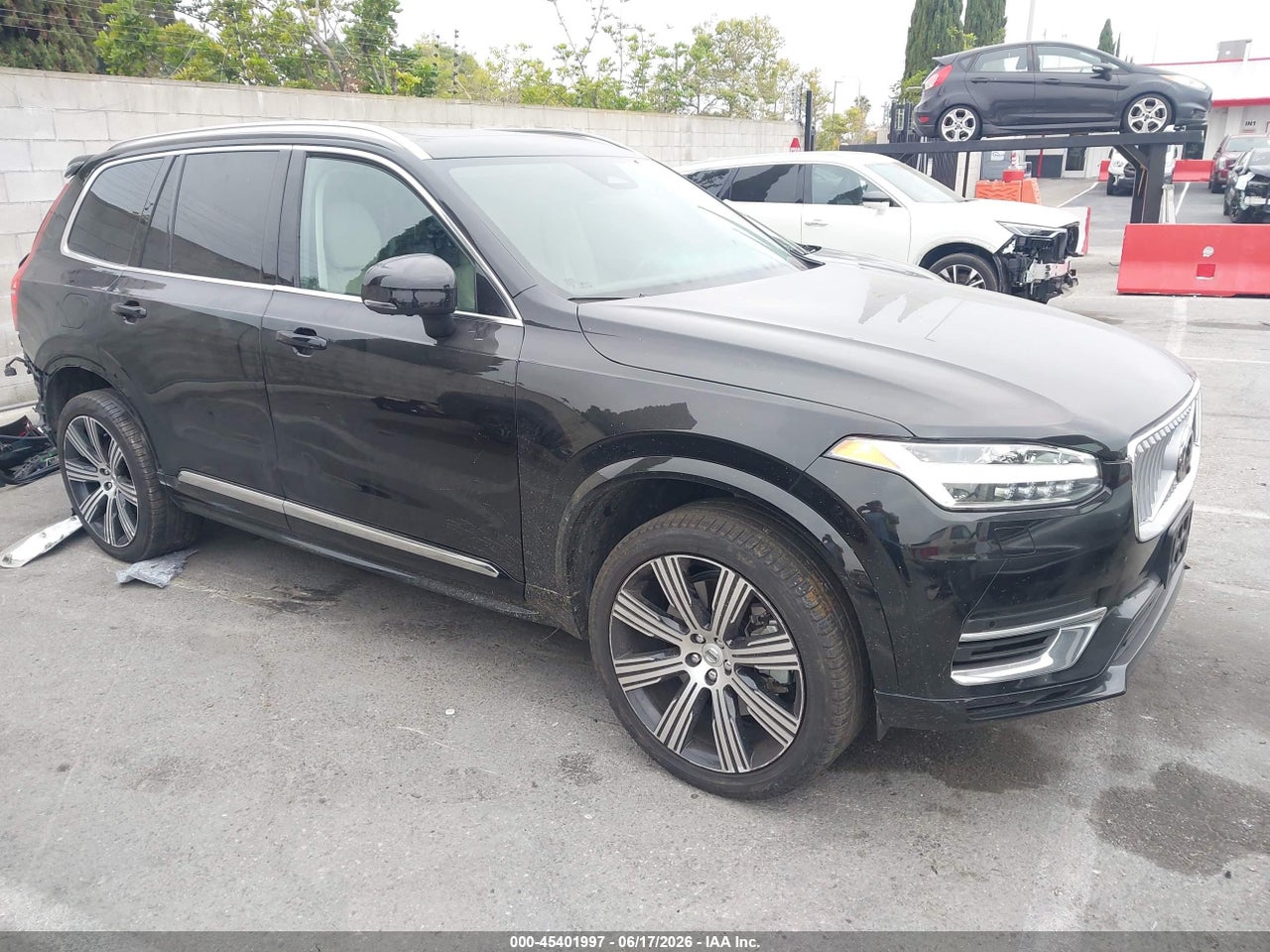 YV4H60JE8S1****** · 2025 VOLVO XC90 PLUG-IN HYBRID T8 PLUS 6-SEATER