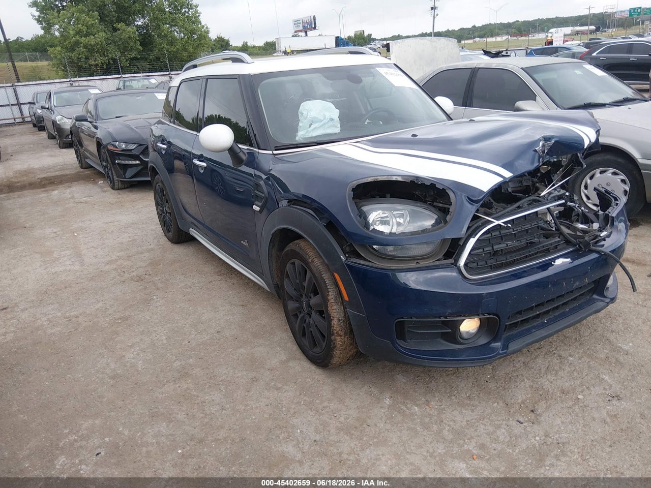 2017 MINI COUNTRYMAN COOPER