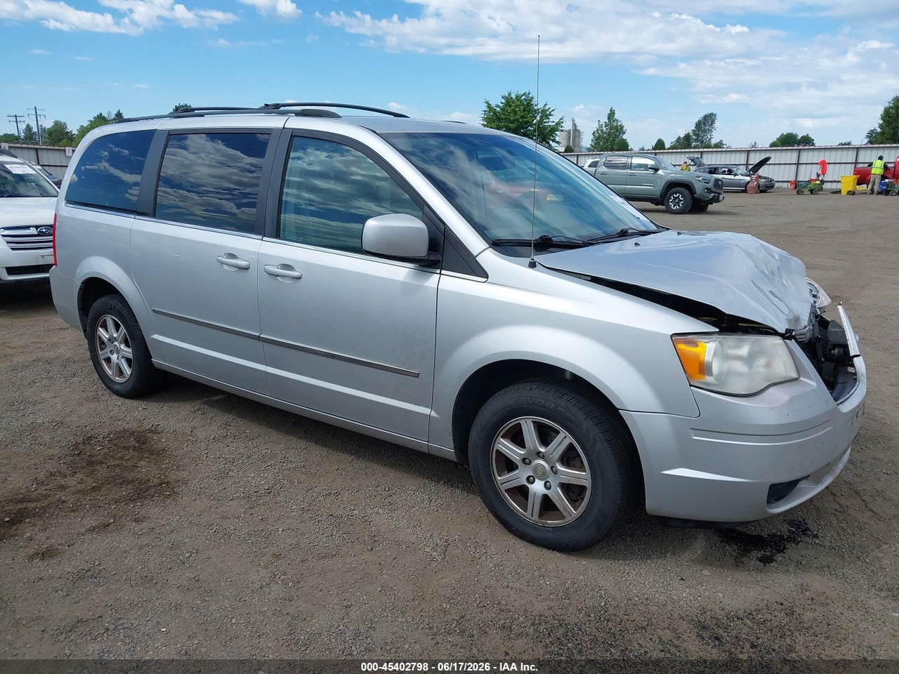 2A4RR5D16AR****** · 2010 CHRYSLER TOWN &amp; COUNTRY TOURING