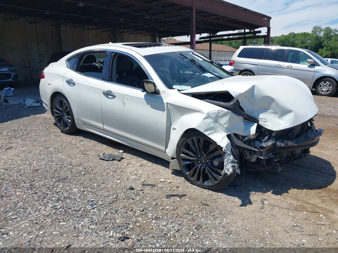 JN1BY1AR8GM****** · 2016 INFINITI Q70 3.7X