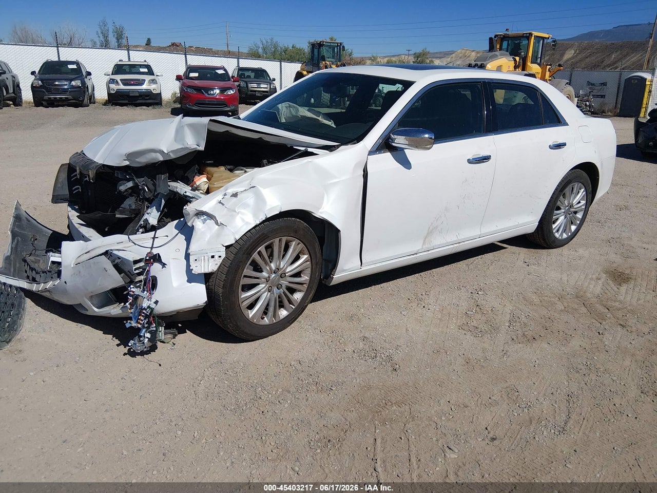 2011 CHRYSLER 300C AWD · 2/11