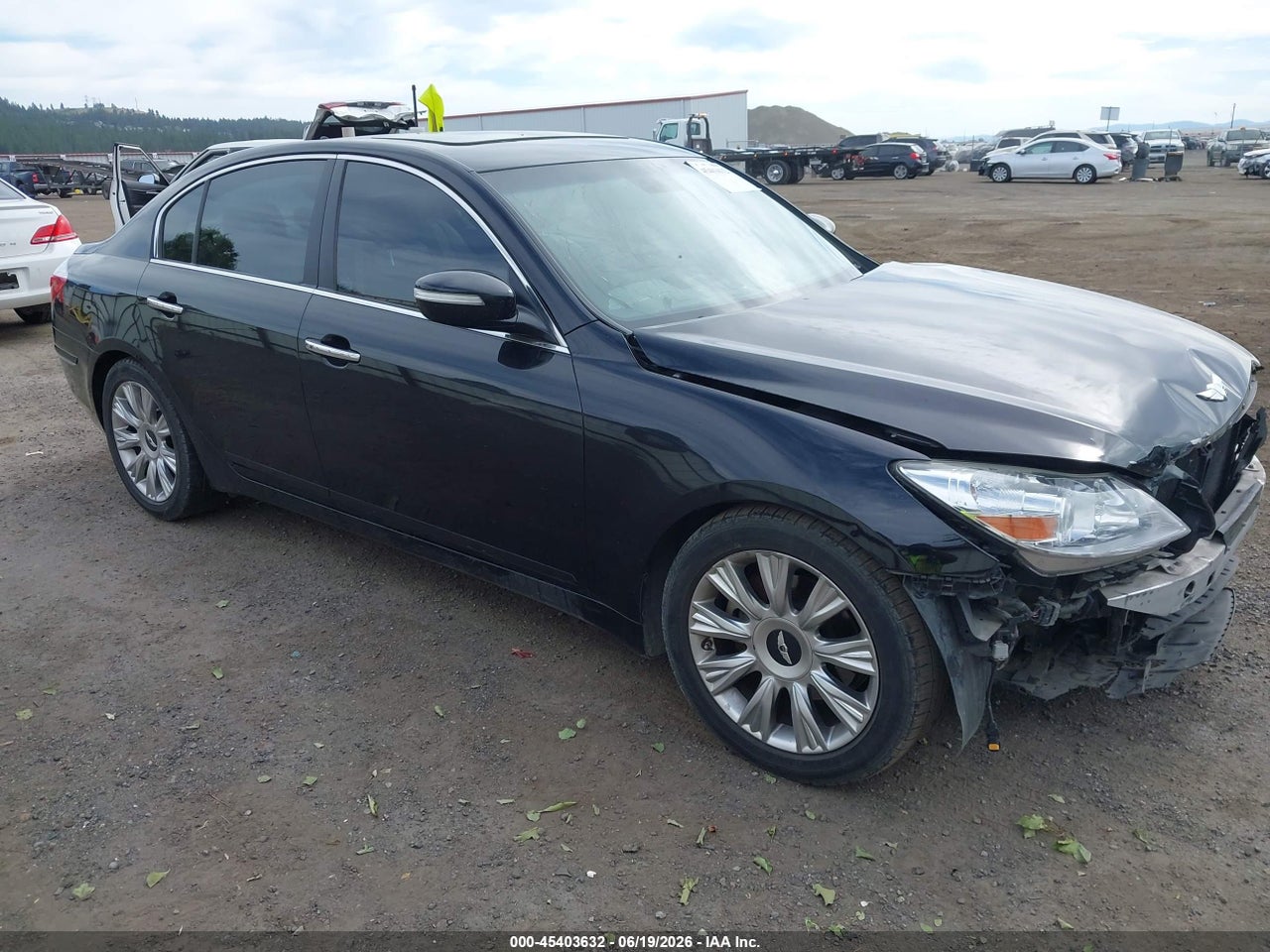 KMHGC4DE7BU****** · 2011 HYUNDAI GENESIS 3.8