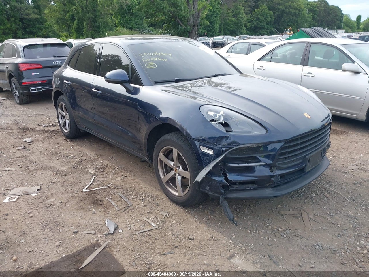 WP1AA2A51LL****** · 2020 PORSCHE MACAN