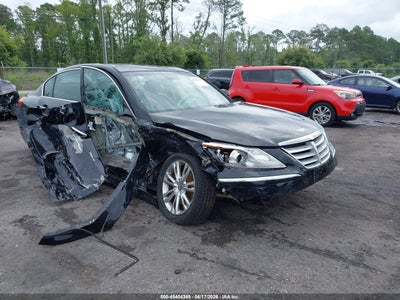 KMHGC4DD4EU****** · 2014 HYUNDAI GENESIS 3.8