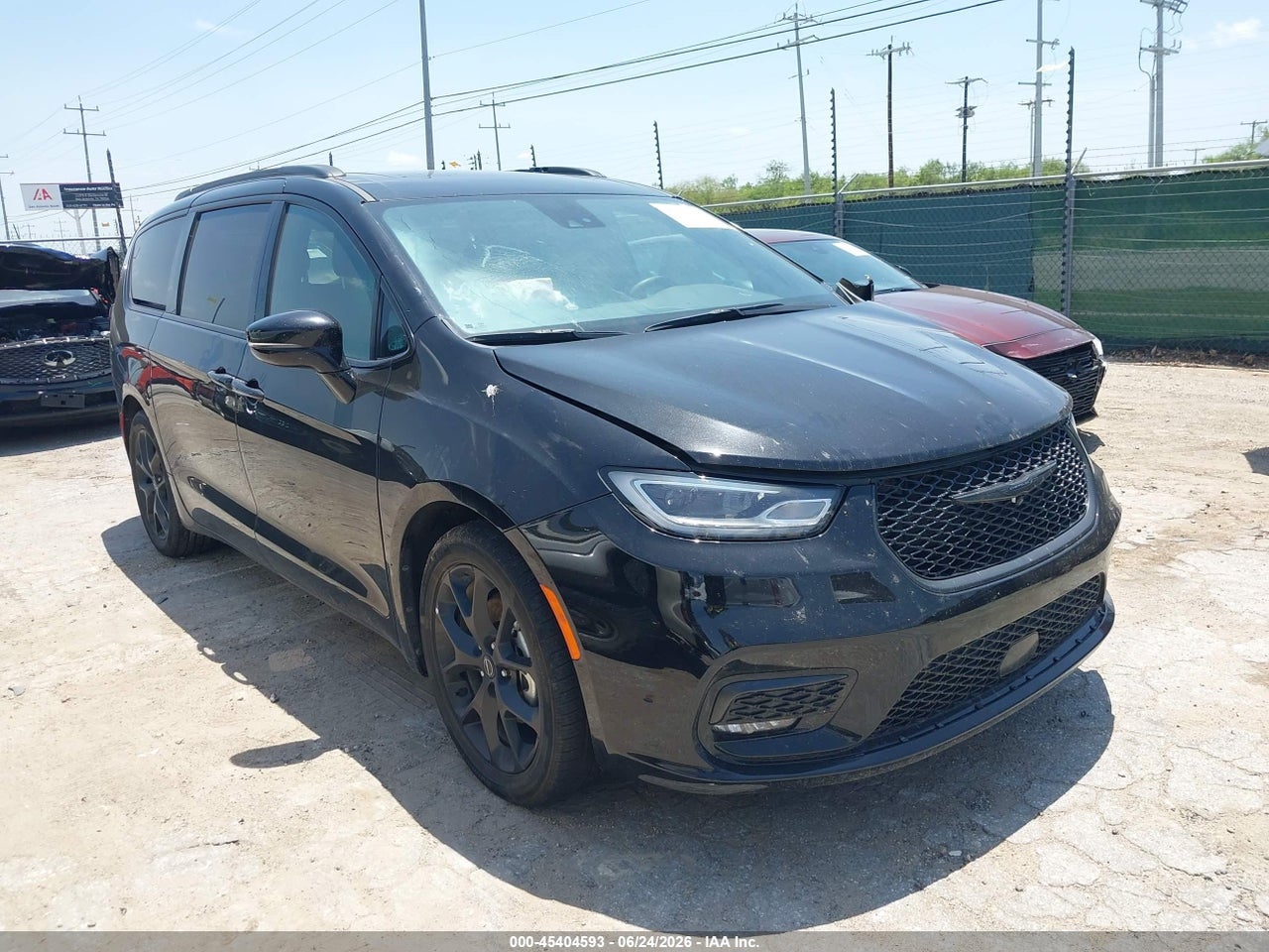 2C4RC1GG8SR****** · 2025 CHRYSLER PACIFICA LIMITED