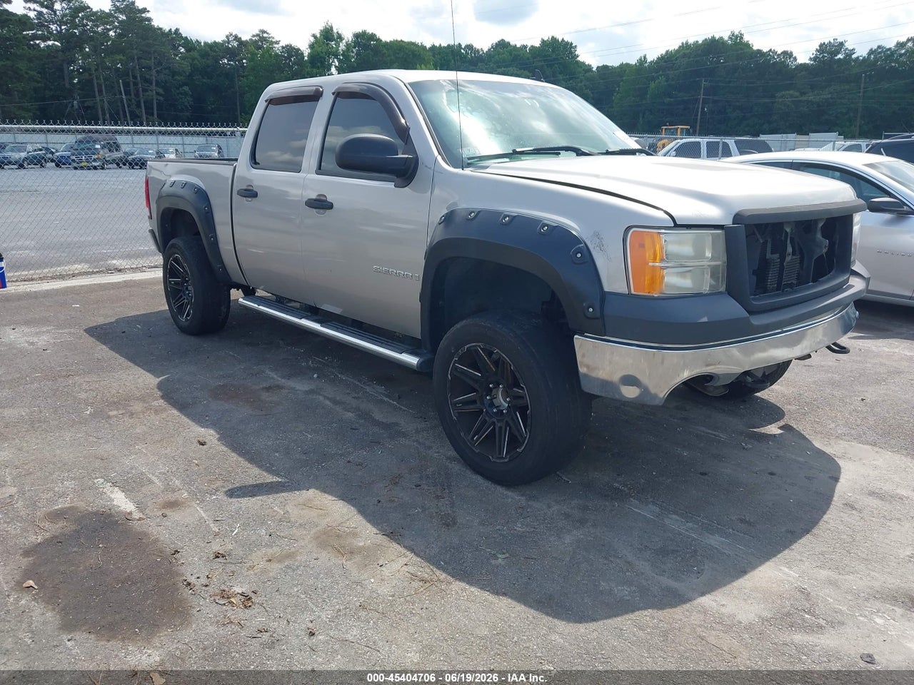 2GTEK13C171****** · 2007 GMC SIERRA 1500 WORK TRUCK