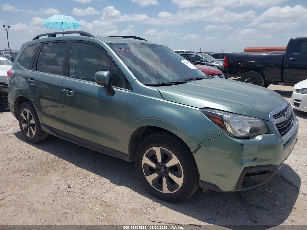 JF2SJARC7JH****** · 2018 SUBARU FORESTER 2.5I LIMITED