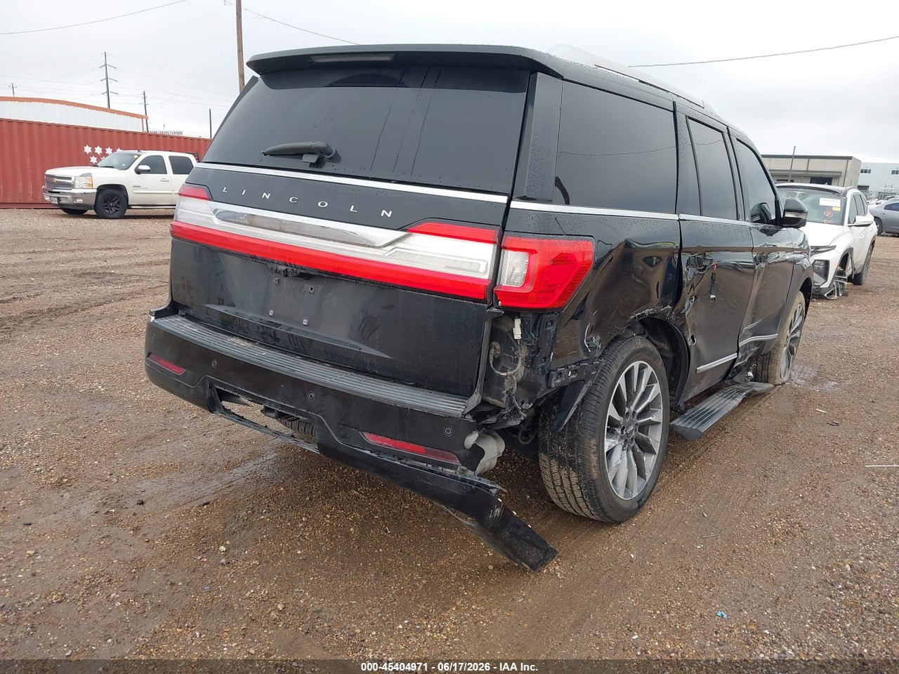 2019 LINCOLN NAVIGATOR SELECT · 6/11