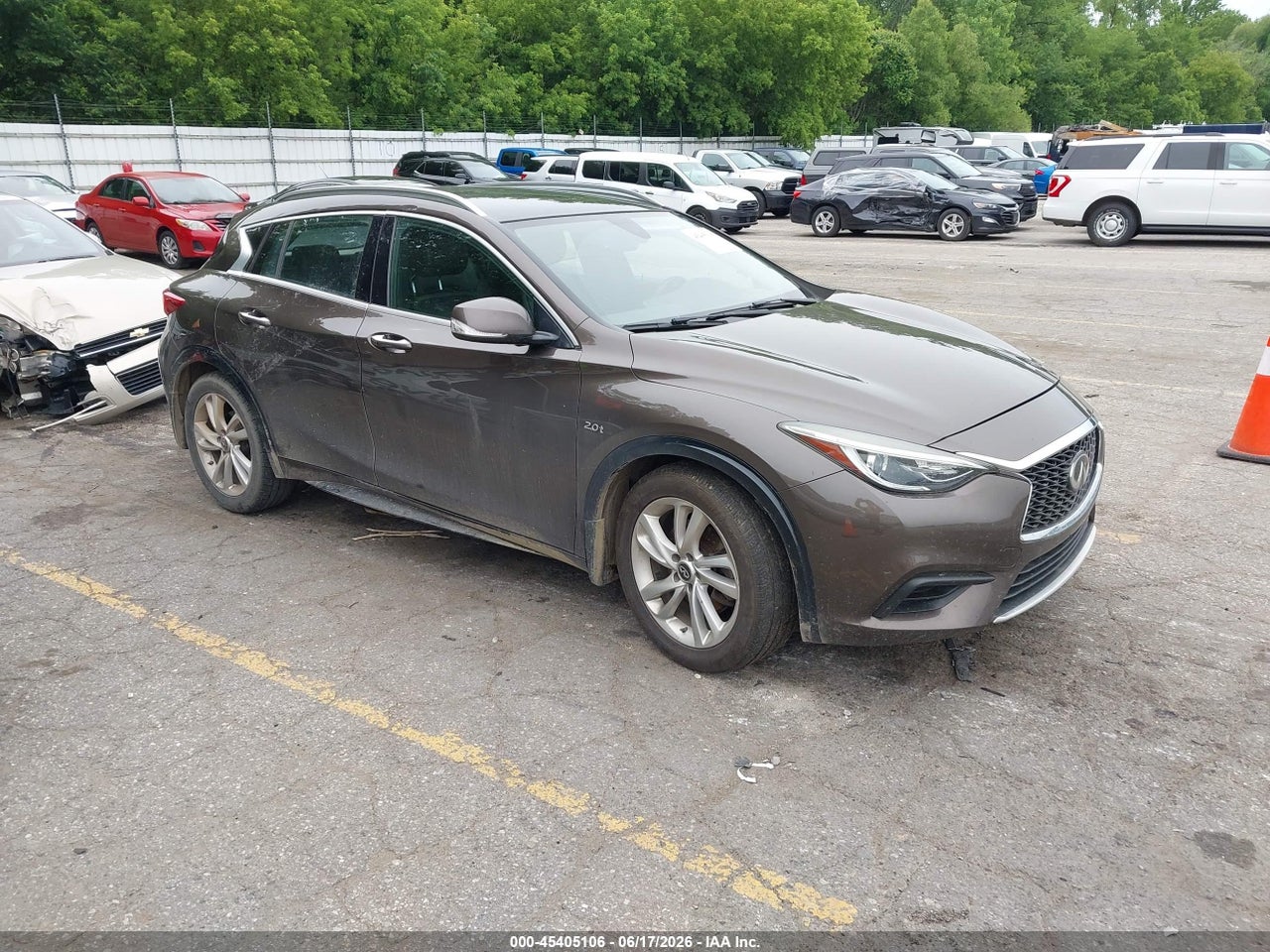 SJKCH5CP7KA****** · 2019 INFINITI QX30 LUXE