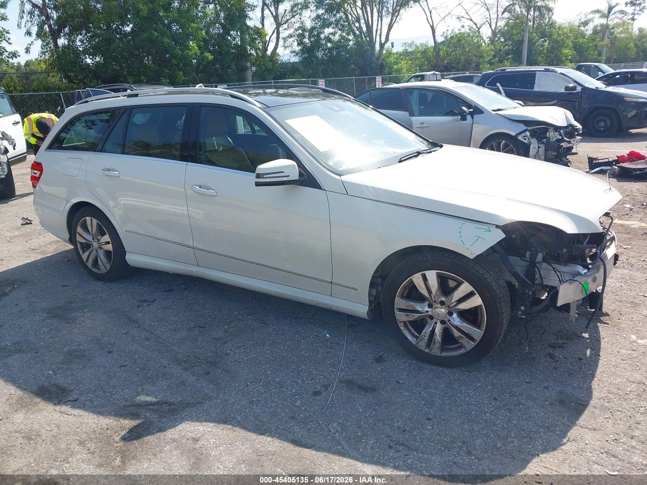 WDDHH8HB1BA****** · 2011 MERCEDES-BENZ E 350 4MATIC
