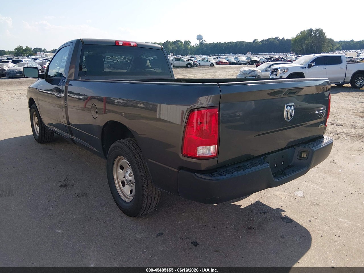 2019 RAM 1500 CLASSIC TRADESMAN  4X2 8' BOX · 3/11