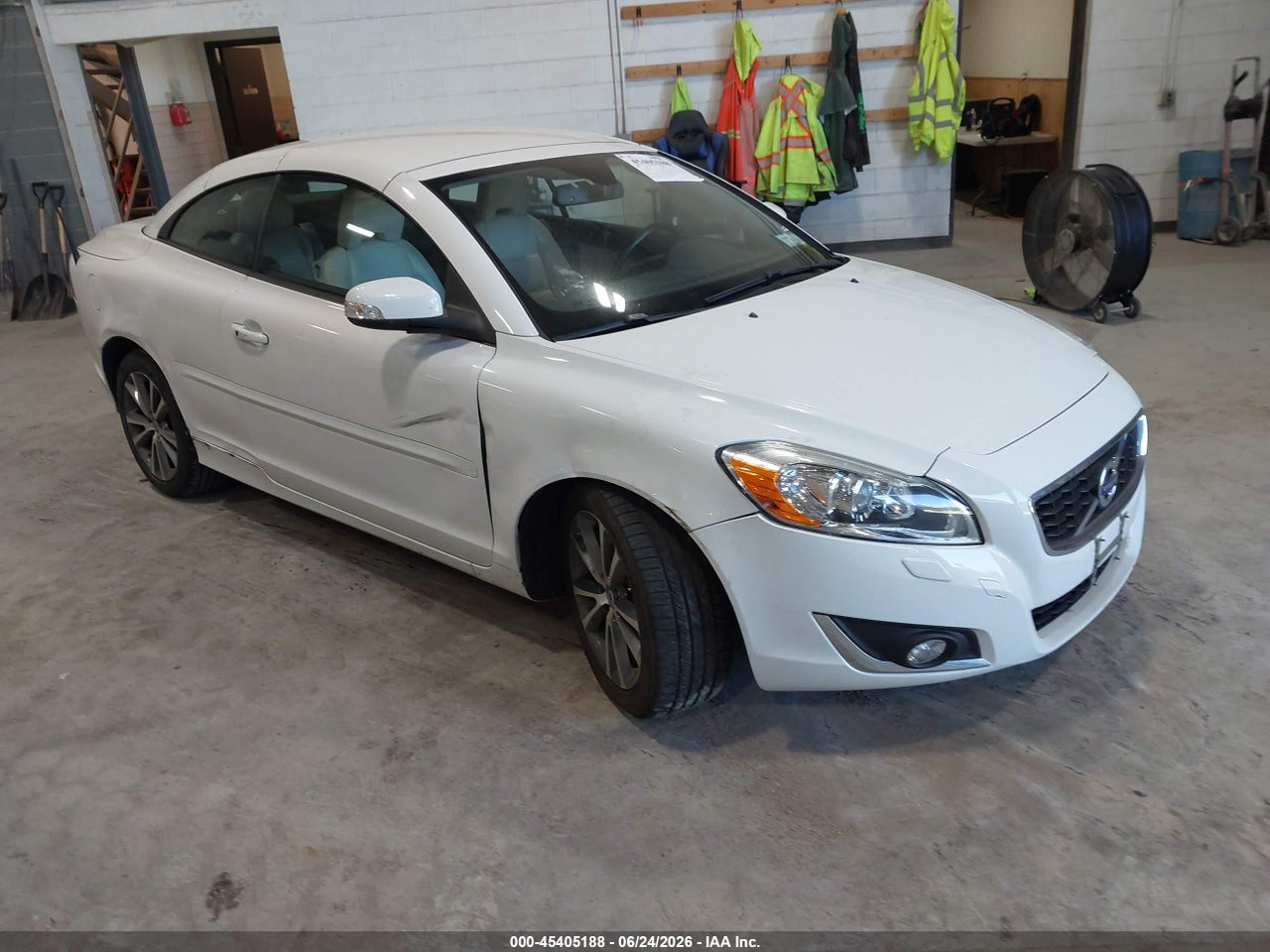 YV1672MCXDJ****** · 2013 VOLVO C70 T5