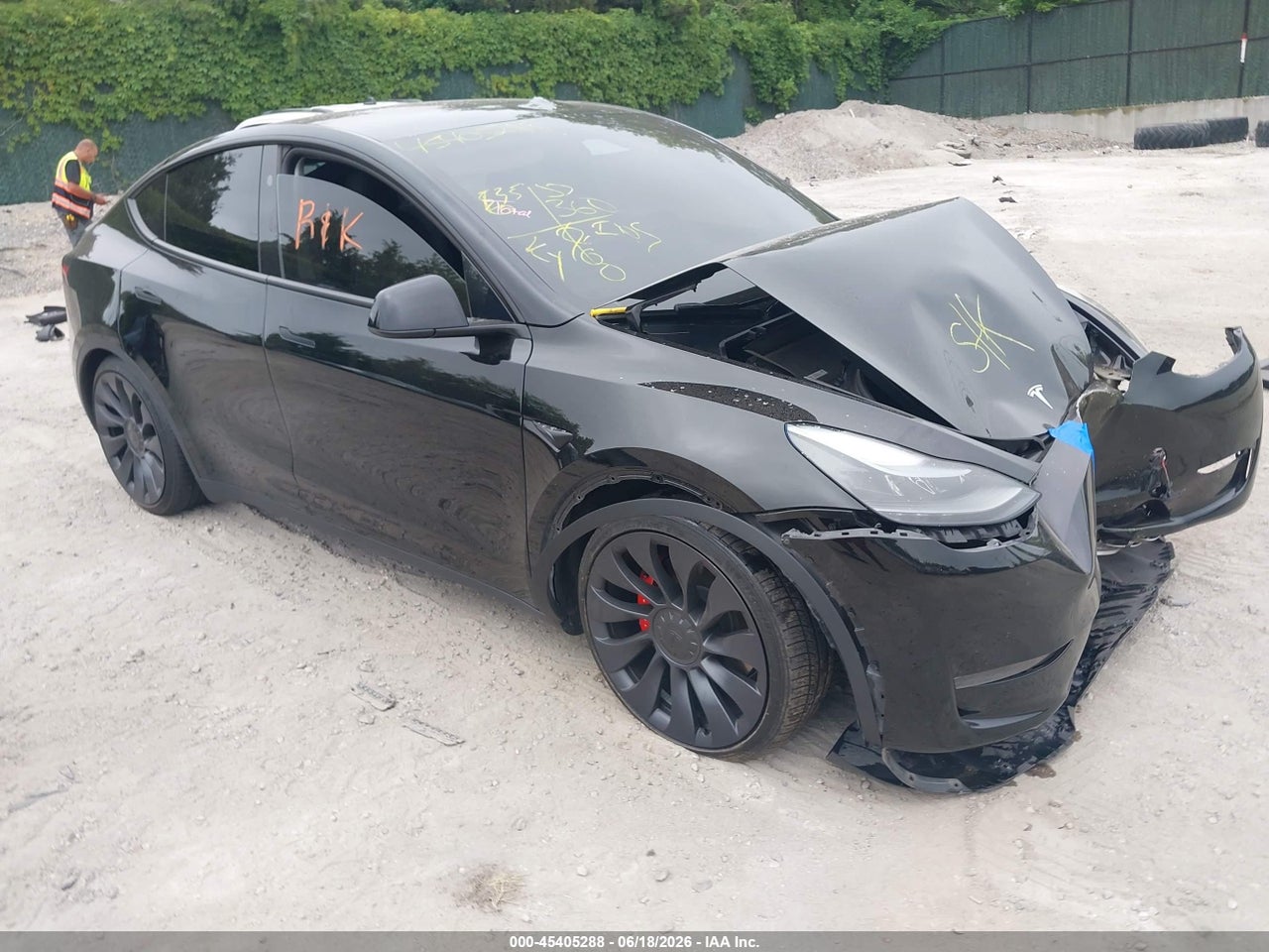 7SAYGDEF8RF****** · 2024 TESLA MODEL Y PERFORMANCE DUAL MOTOR ALL-WHEEL DRIVE