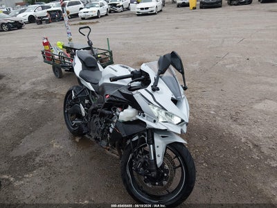 ML5ZXCS18SD****** · 2025 KAWASAKI ZX400 S