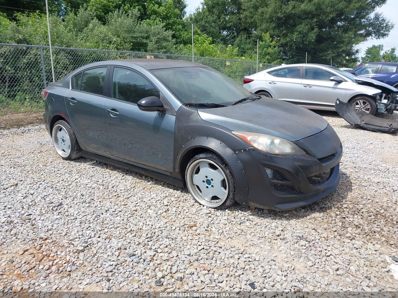 JM1BL1UP1D1****** · 2013 MAZDA MAZDA3 I SPORT