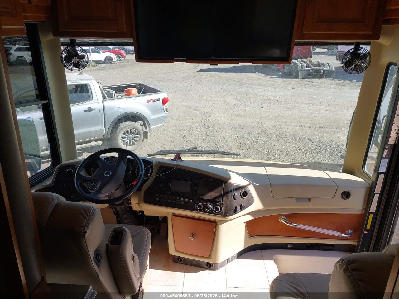 2018 FREIGHTLINER CHASSIS XC · 5/11