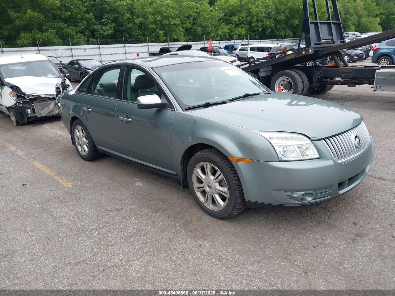 1MEHM42W28G****** · 2008 MERCURY SABLE PREMIER