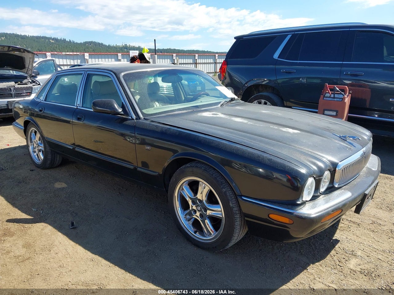SAJDA14C02L****** · 2002 JAGUAR XJ8