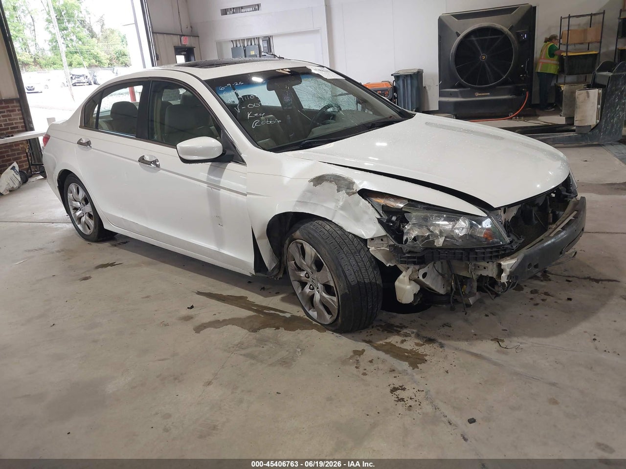 1HGCP36809A****** · 2009 HONDA ACCORD 3.5 EX-L