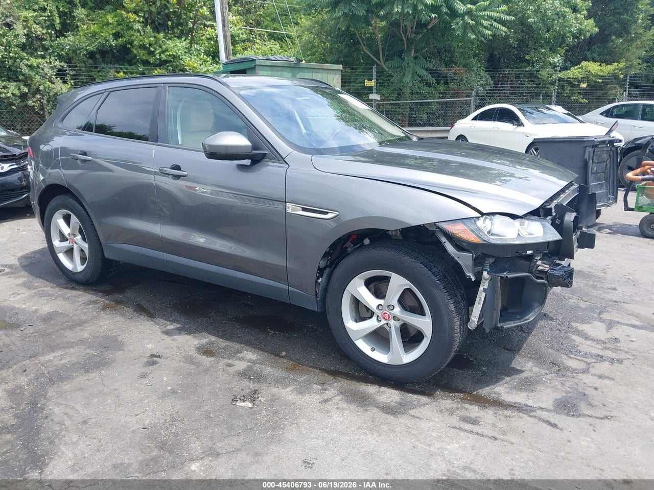 SADCJ2BN0HA****** · 2017 JAGUAR F-PACE 20D PREMIUM