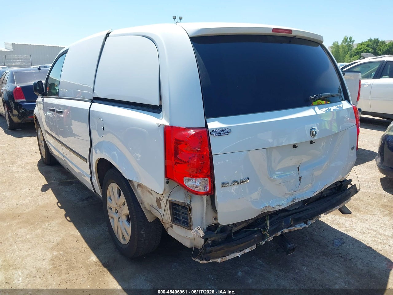 2014 RAM CARGO TRADESMAN · 3/11