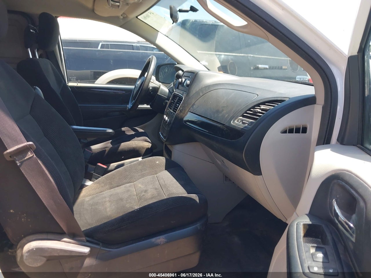 2014 RAM CARGO TRADESMAN · 5/11