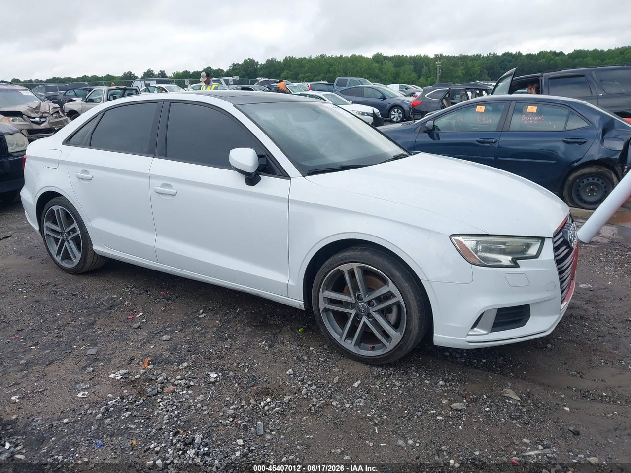 WAUAUGFF8H1****** · 2017 AUDI A3 2.0T PREMIUM