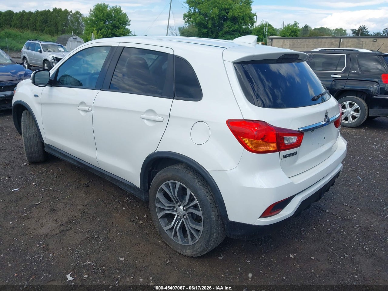 2019 MITSUBISHI OUTLANDER SPORT 2.0 ES · 3/11