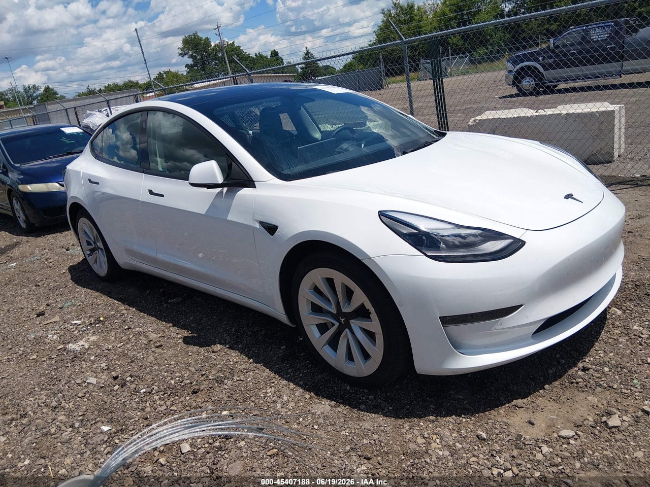 5YJ3E1EB3NF****** · 2022 TESLA MODEL 3 LONG RANGE DUAL MOTOR ALL-WHEEL DRIVE